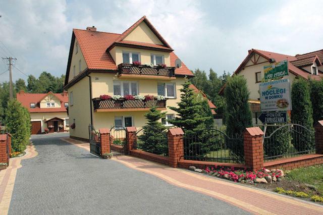 Agroturystyka "Pod Lysica" Swieta Katarzyna  Buitenkant foto
